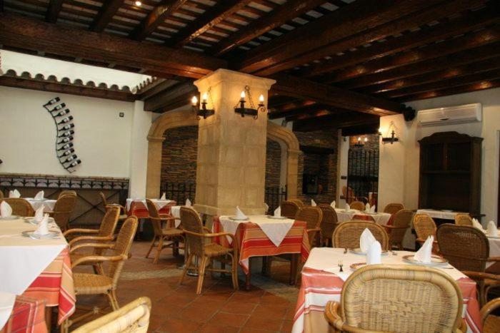 Hostal Torre De Guzman Conil De La Frontera Exterior photo