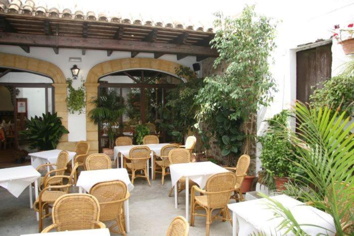 Hostal Torre De Guzman Conil De La Frontera Exterior photo