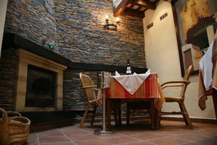 Hostal Torre De Guzman Conil De La Frontera Exterior photo