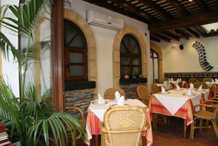 Hostal Torre De Guzman Conil De La Frontera Exterior photo